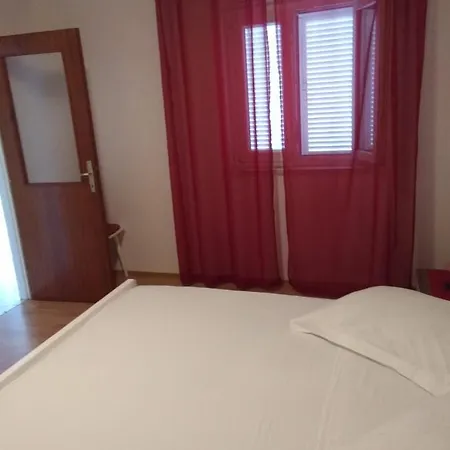 And Meri Apartment *