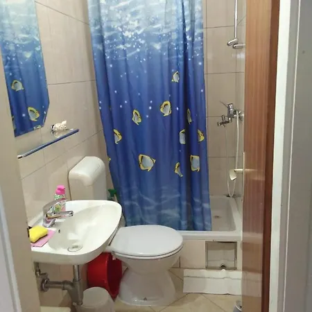 And Meri Apartment