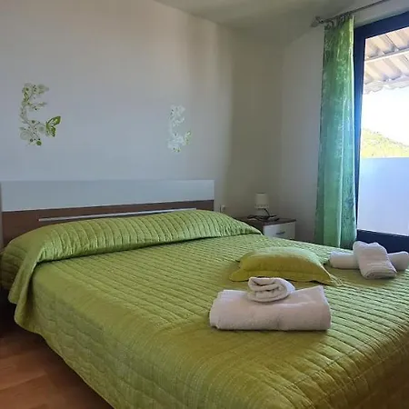 And Meri Apartment